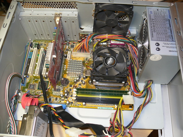 Причина не включения системного блока. При включении системного блока. Пуск ПК В системнике. Не стартует ПК